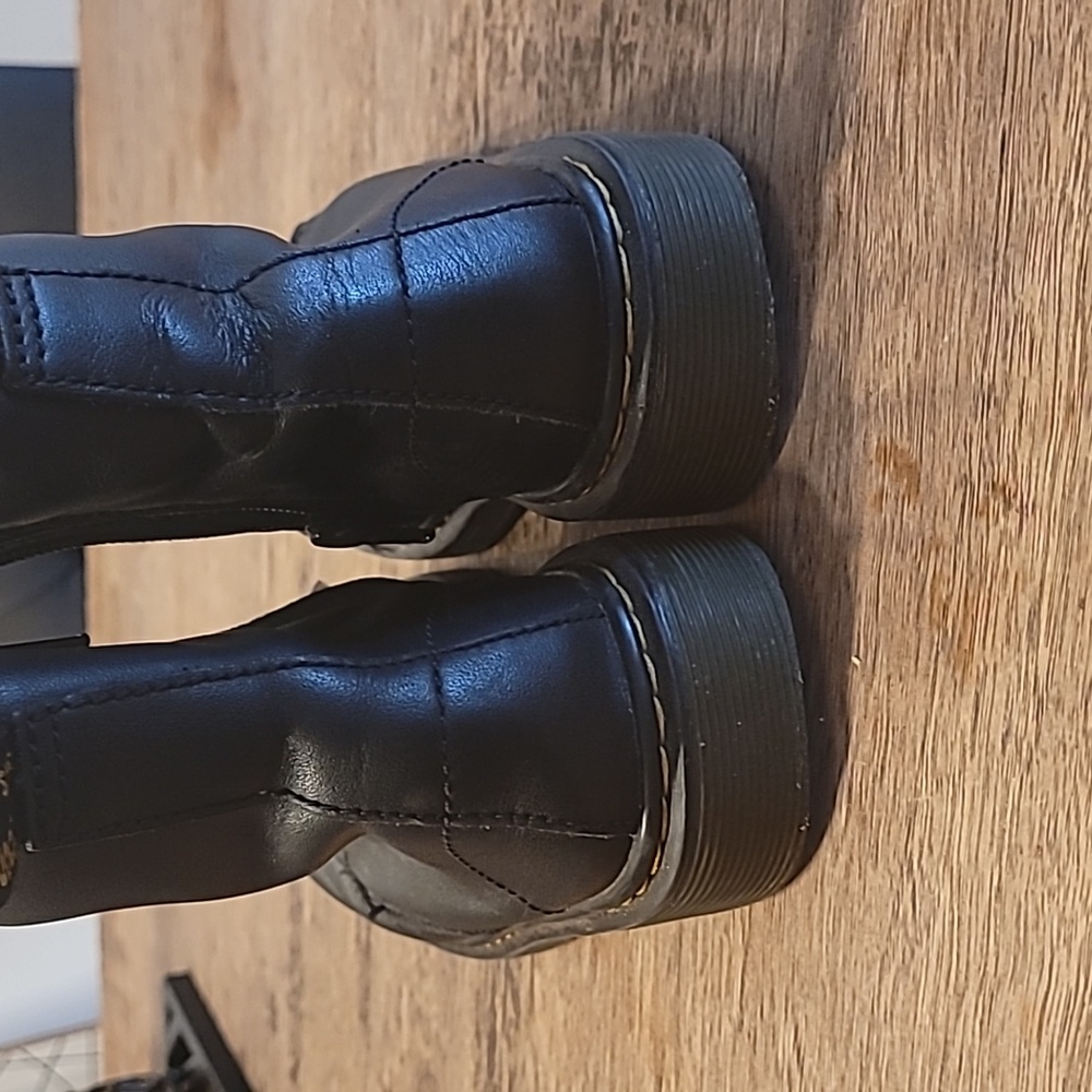 Dr Martens - Picture 2 of 6